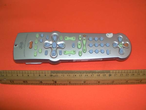 Univeral Video & Fan Remote Control Transmitter - FCC ID IN2TX15 - Hunter Fan Company