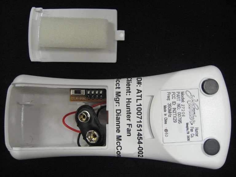 Remote control for ceiling fan - FCC ID IN2TX29 - Hunter Fan Company