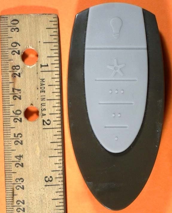 Remote control for ceiling fan - FCC ID IN2TX36 - Hunter Fan Company