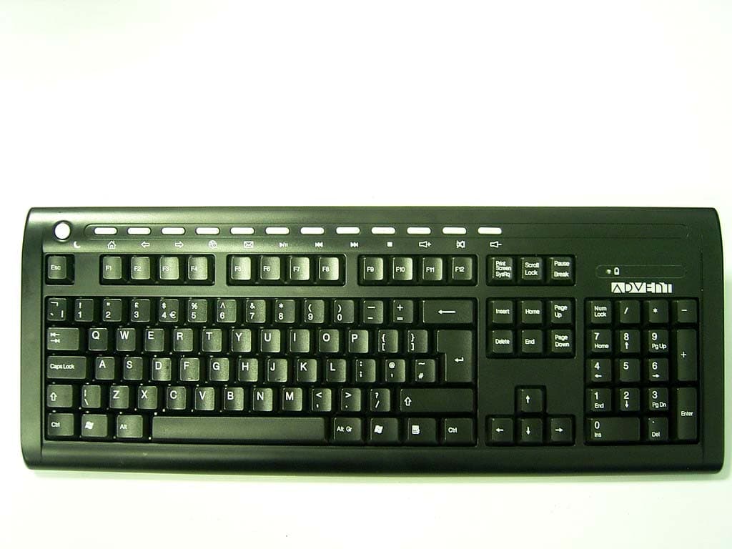 Bluetooth Multimedia Keyboard - FCC ID IOWBKM054 - Chic Technology Corporation