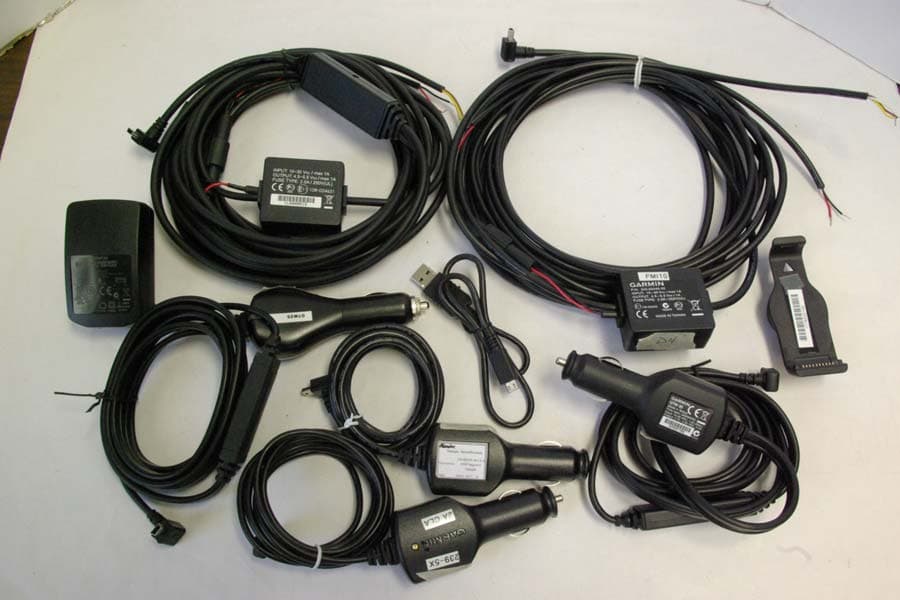 LOW POWER TRANSMITTER (2400-2483.5 MHz) - FCC ID IPH-01741 - Garmin International Inc (1)