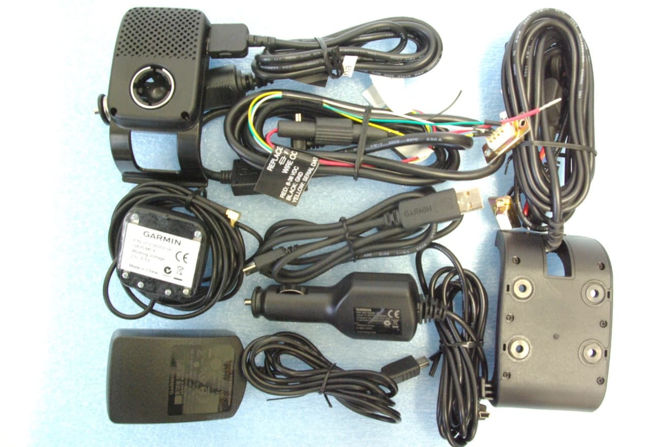 LOW POWER TRANSMITTER - FCC ID IPH-01793 - Garmin International Inc (2)