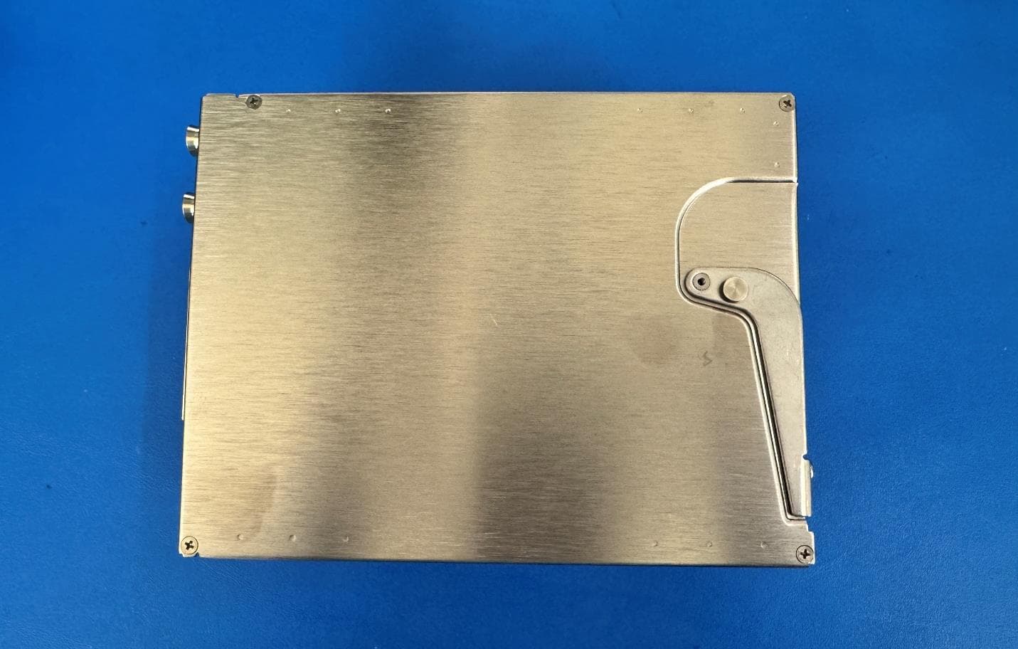 VHF Aviation Transmitter - FCC ID IPH-0271501 - Garmin International Inc