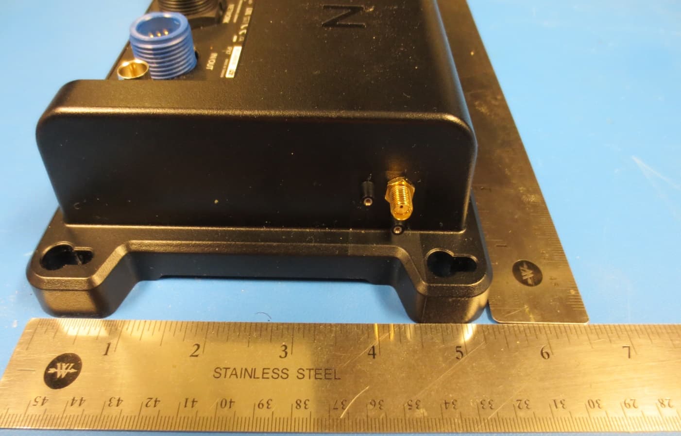 Low power and cellular transmitter - FCC ID IPH-03675 - Garmin International Inc