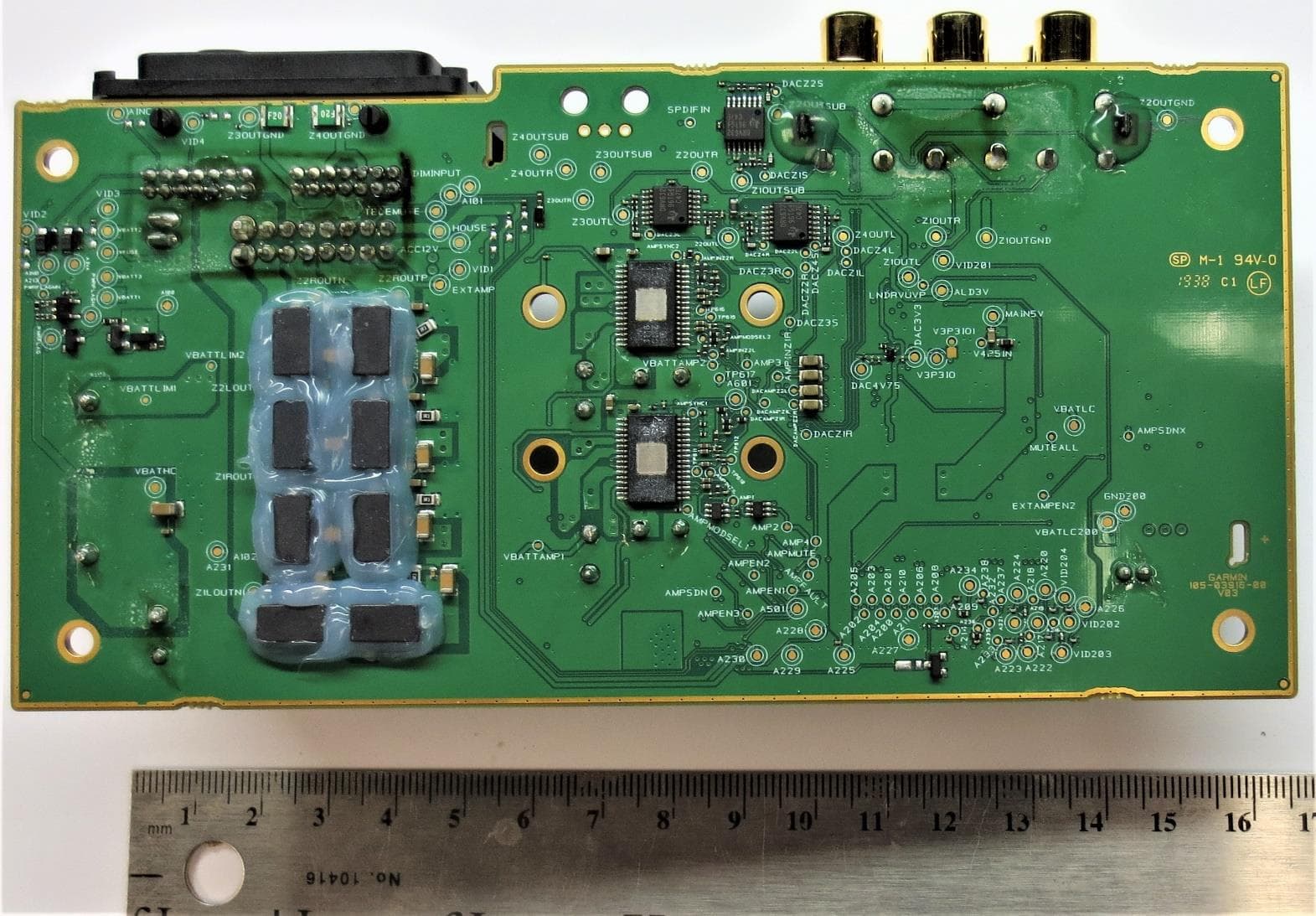 Low Power Transmitter - FCC ID IPH-03915 - Garmin International Inc