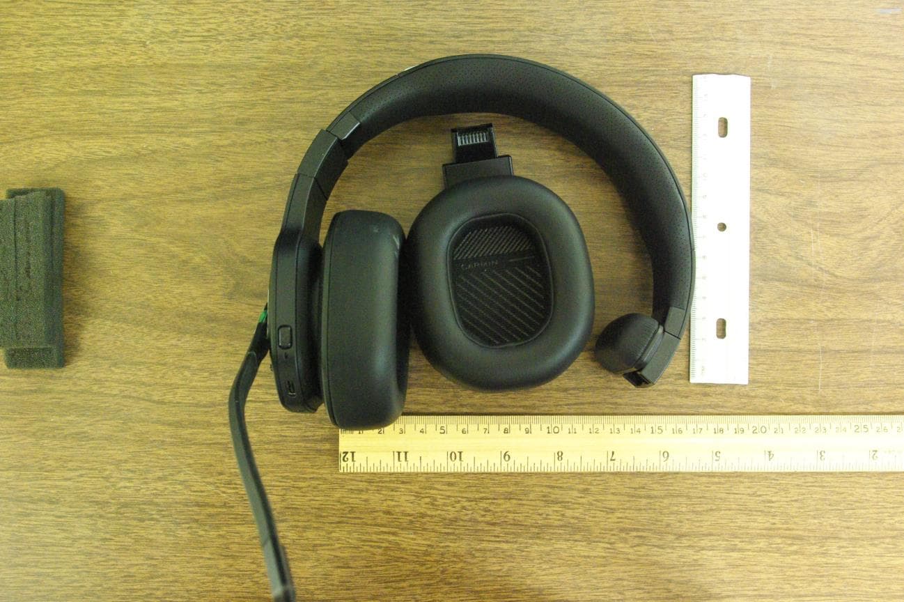 Low Power Digital Device Transmitter - FCC ID IPH-04335 - Garmin International Inc (2)