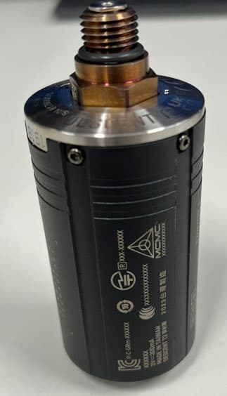 Transceiver for multiple types of diving purposes. - FCC ID IPH-04770 - Garmin International Inc