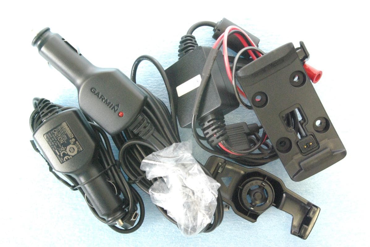 LOW POWER TRANSMITTER (2400-2483.5 MHz) - FCC ID IPH-A2AMGB - Garmin International Inc (3)