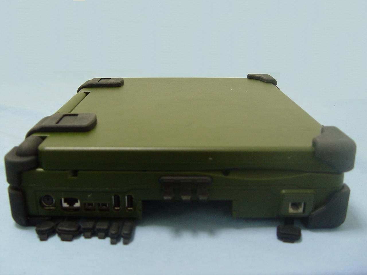 Notebook Computer with 802.11 a/b/g radio - FCC ID IR5RK886EX - MilDef Crete Inc. (3)