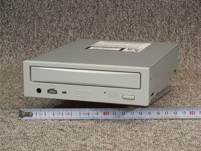 DVD-ROM Drive - FCC ID IUO9TB081CRB - Panasonic Healthcare Co., Ltd. (3)