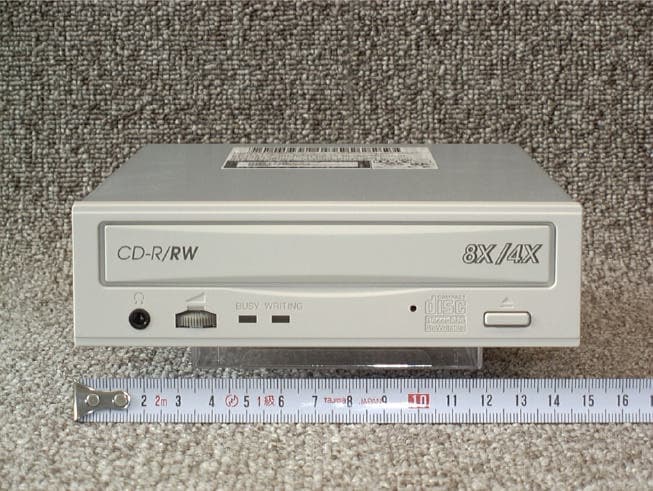 CD-RW Drive - FCC ID IUO9TB086CRB - Panasonic Healthcare Co., Ltd.