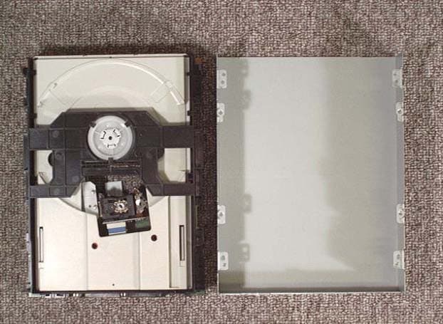 DVD-ROM Drive - FCC ID IUO9TB096CRB - Panasonic Healthcare Co., Ltd.