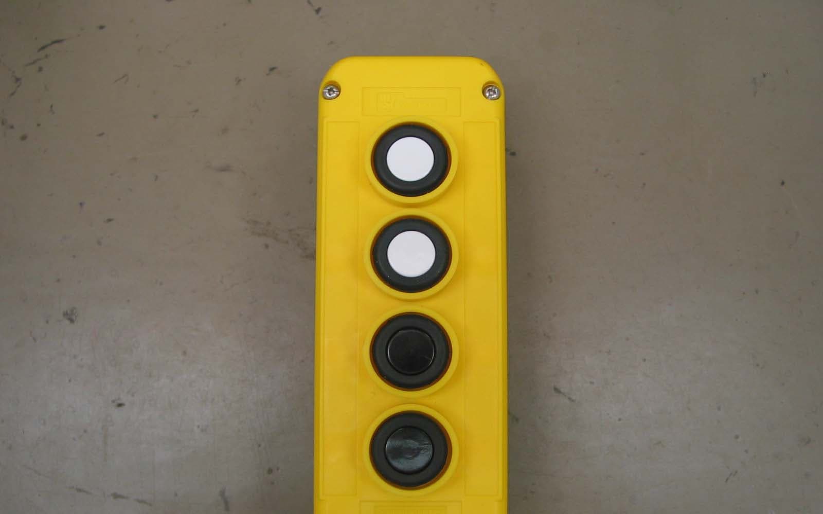 Remote Control Transmitter - FCC ID IVS1000TR - Touchtronics Inc (2)