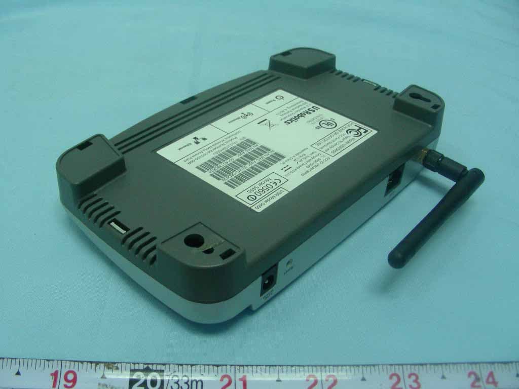 U.S. ROBOTICS MAXg WIRELESS ROUTER - FCC ID IXM-RTGBR03 - Universal Scientific Industrial Co., Ltd.