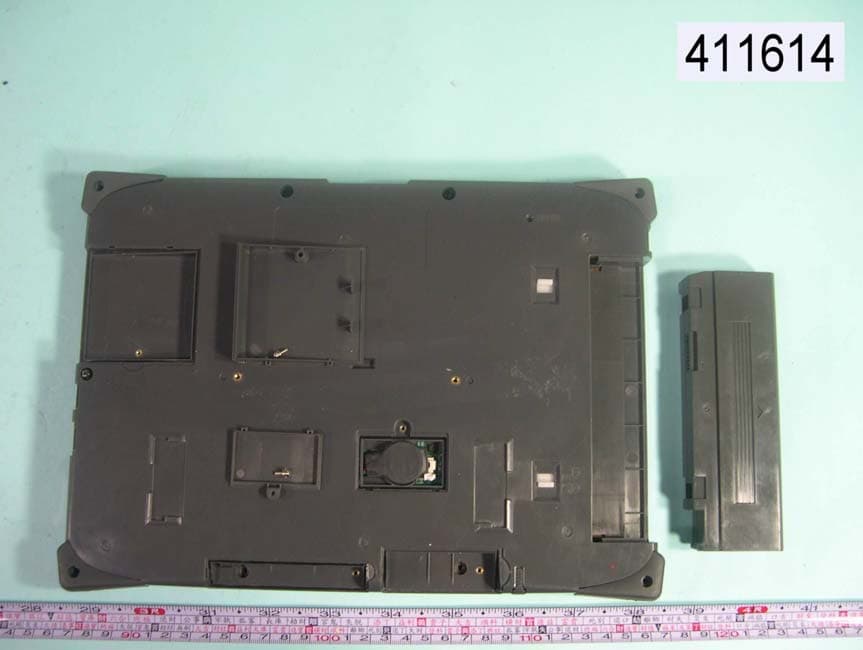 Laptop with LAN and BLUETOOTH - FCC ID IXMTP7500W - Universal Scientific Industrial Co., Ltd. (3)