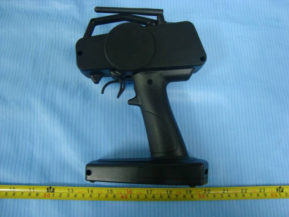 2.4 GHz Radio Control System - FCC ID IYFTTX240A - Hobbico Inc (3)