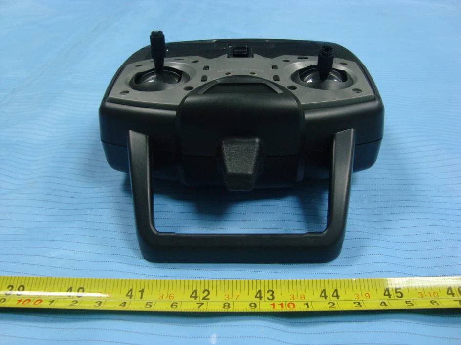 2.4 GH Radio System Transmitter - FCC ID IYFTTX402 - Hobbico Inc (4)
