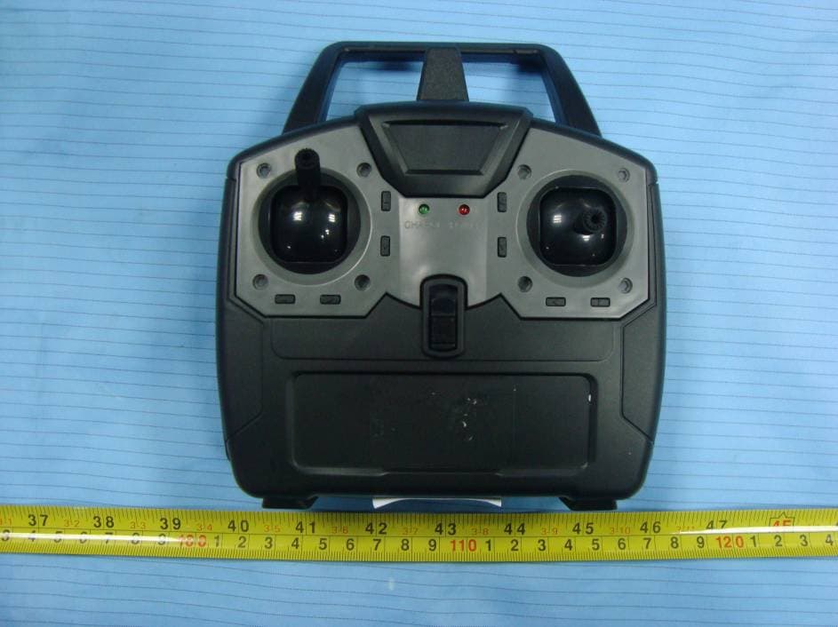 2.4 GH Radio System Transmitter - FCC ID IYFTTX402 - Hobbico Inc