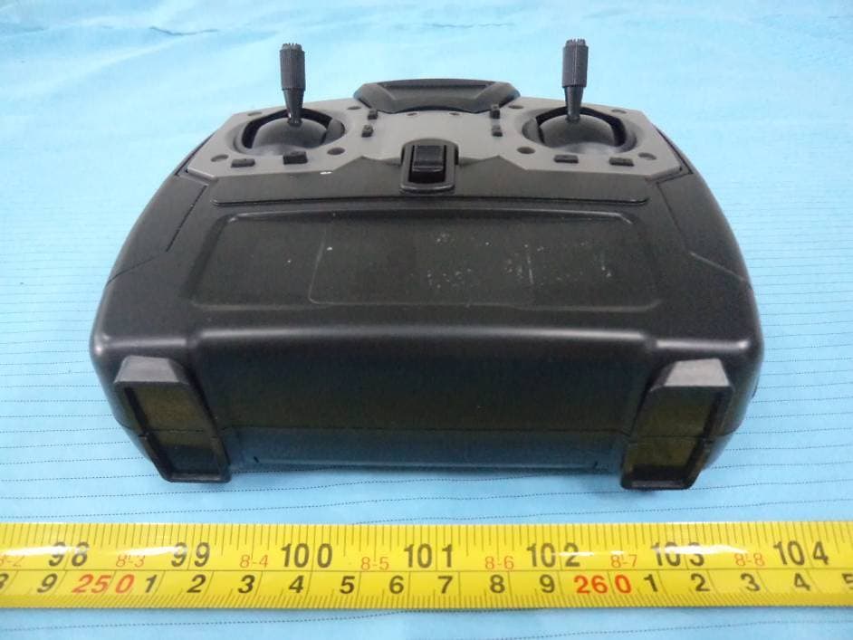 RADIO SYSTEM TRANSMITTER - FCC ID IYFTTX403 - Hobbico Inc (3)