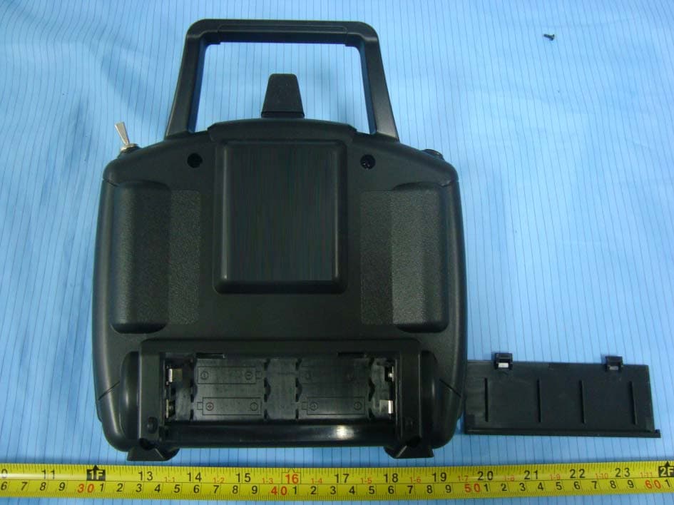 2.4 GHz Radio System Transmitter - FCC ID IYFTTX404B - Hobbico Inc (5)