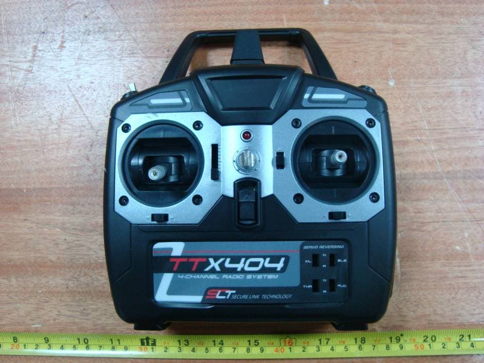 2.4 GHz Radio System Transmitter - FCC ID IYFTTX404B - Hobbico Inc