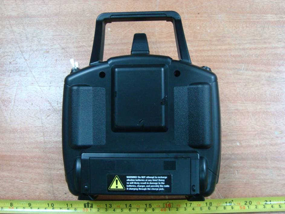 2.4 GHz Radio System Transmitter - FCC ID IYFTTX600 - Hobbico Inc (3)