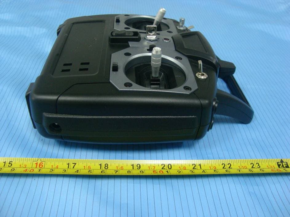 2.4 GHz Radio System Transmitter - FCC ID IYFTTX600 - Hobbico Inc (2)