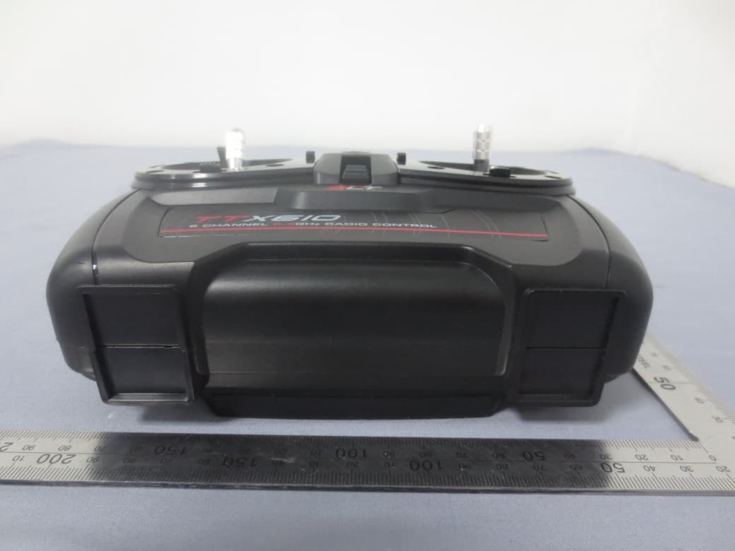 2.4G Transmitter - FCC ID IYFTTX610 - Hobbico Inc (3)