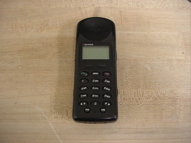 802.11 Wireless Telephone Handset - FCC ID IYGRNP2400 - Spectralink Corporation (2)