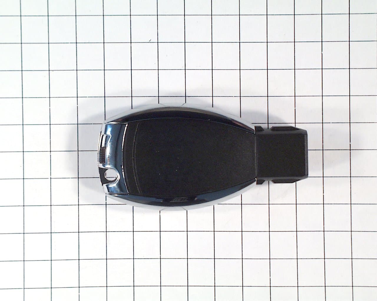 RF Transmitter - FCC ID IYZ3317 - Marquardt GmbH