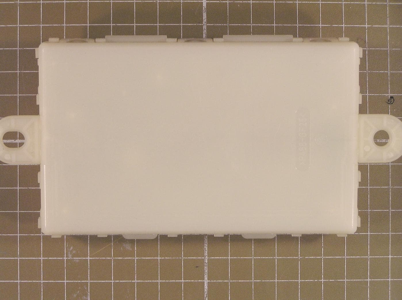 Keyless Go Control Unit - FCC ID IYZ335033 - Marquardt GmbH (4)