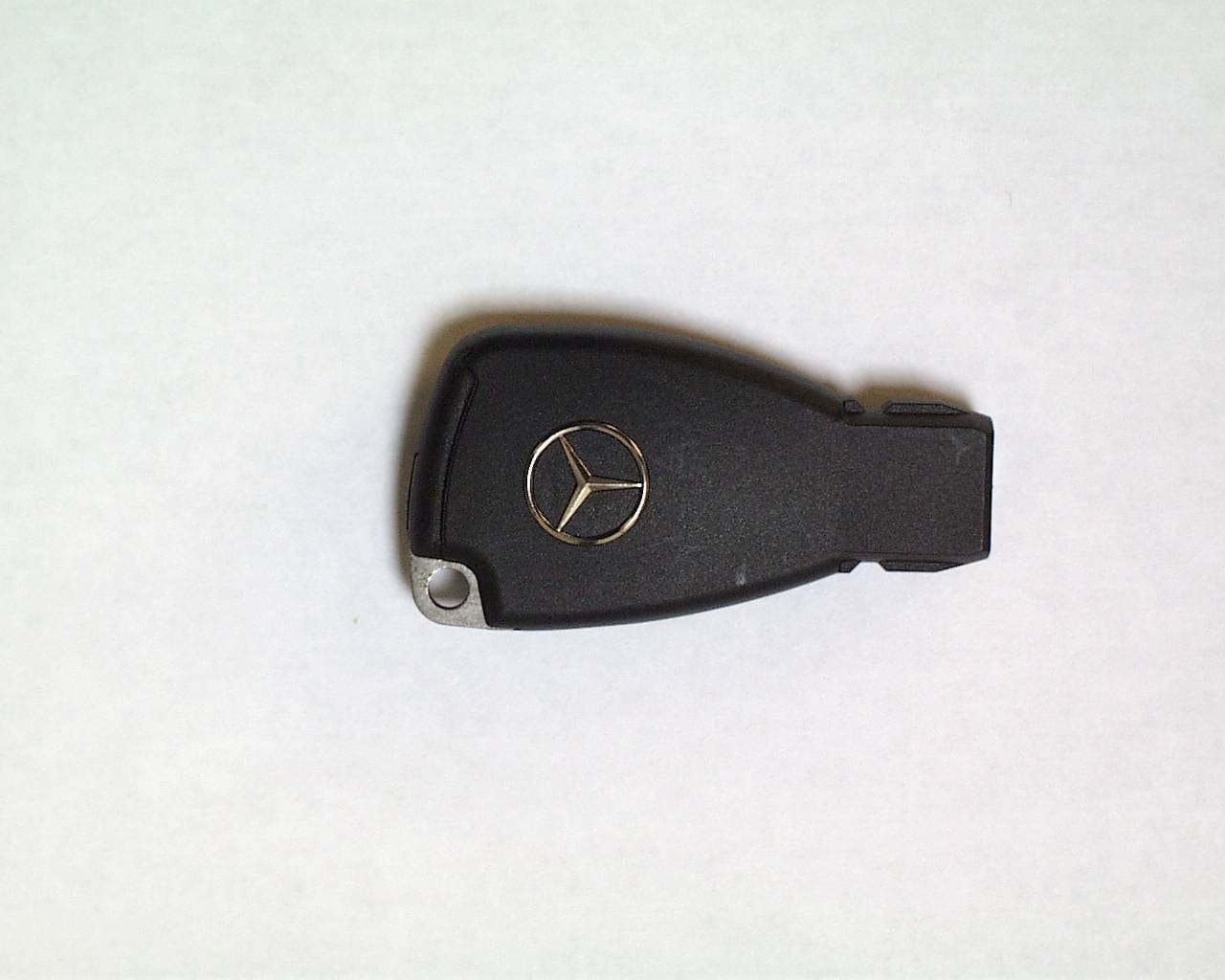 Keyless Go W211 Typ 3312 - FCC ID IYZ3351 - Marquardt GmbH
