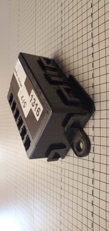 UHF Transmitter - FCC ID IYZCD1 - Marquardt GmbH (3)