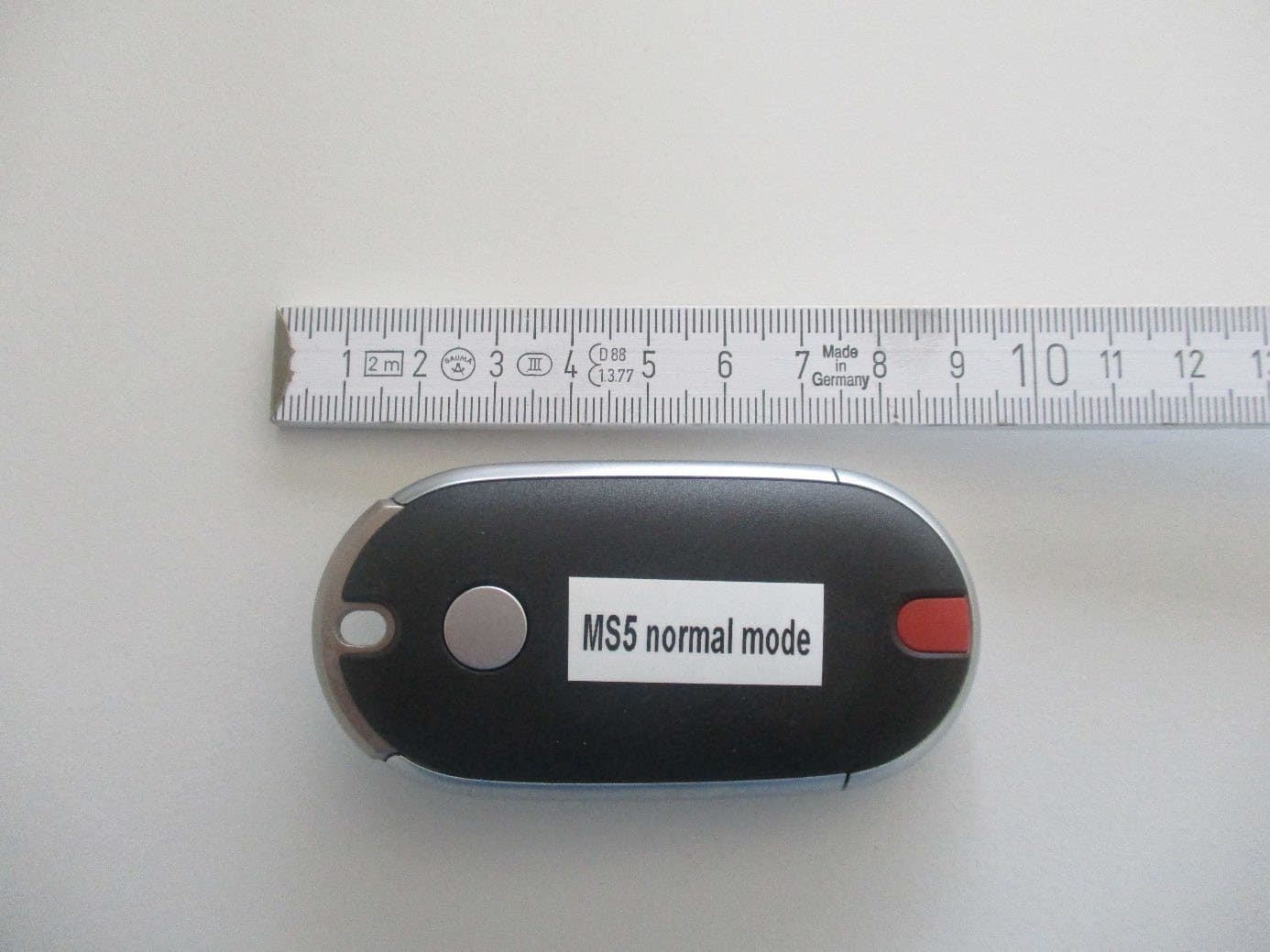 Passive entry vehicle key - FCC ID IYZMS5I - Marquardt GmbH
