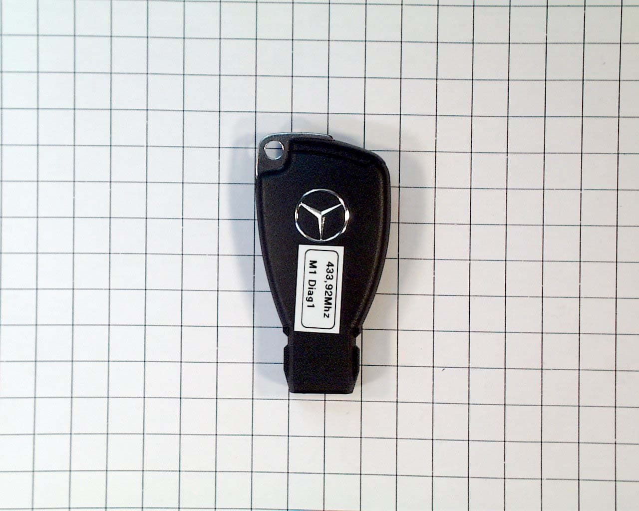KEYLESS GO W211 TYPE 3312 VECTOR - FCC ID IYZVECTOR - Marquardt GmbH (2)