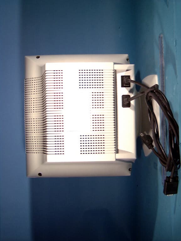 15-inch Color Monitor - FCC ID J4RTCM1570S - Dong Ho Electric Co Ltd