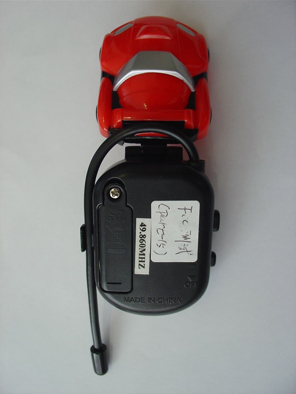 49.82-49.90MHz WALKIE TALKIE _TX - FCC ID J7I-YSMINI - Yick Shun Electronic Toys Manufactory Ltd