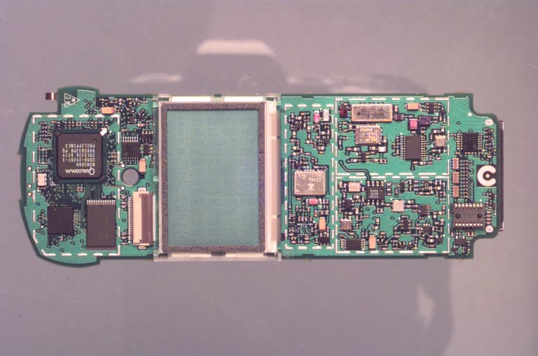 Dual Band Cellular Phone - FCC ID J9CQCP-2760 - Qualcomm Technologies, Inc. (3)