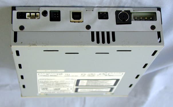 CD-RW Drive - FCC ID JBQCDR024 - Sanyo Electric Co Ltd (2)
