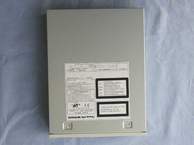 Internal CD-RW - FCC ID JBQCDR026 - Sanyo Electric Co Ltd