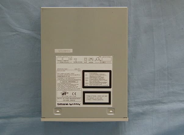 Internal CD-RW - FCC ID JBQCDR027 - Sanyo Electric Co Ltd