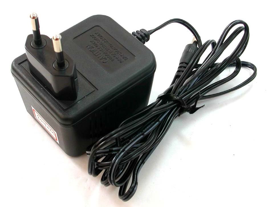 ADSL Wireless Router - FCC ID JCHAWR-8214 - Well Communication Corporation (2)