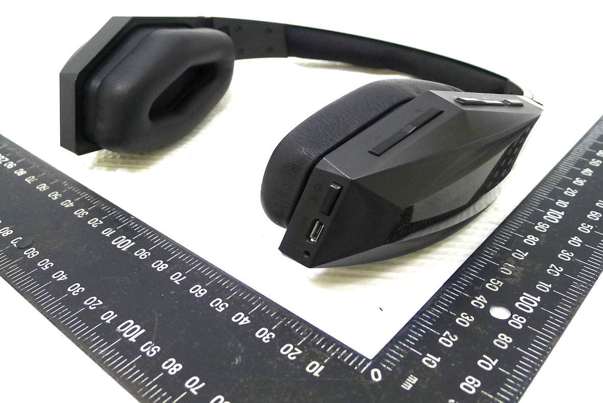 Bluetooth Stereo Headset - FCC ID JCK28730FCEH1 - GIGA-BYTE TECHNOLOGY CO., LTD. (2)