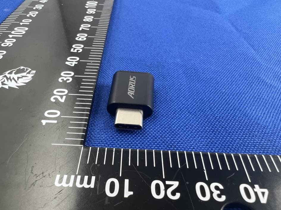 Mouse Dongle - FCC ID JCKS3 - GIGA-BYTE TECHNOLOGY CO., LTD. (5)