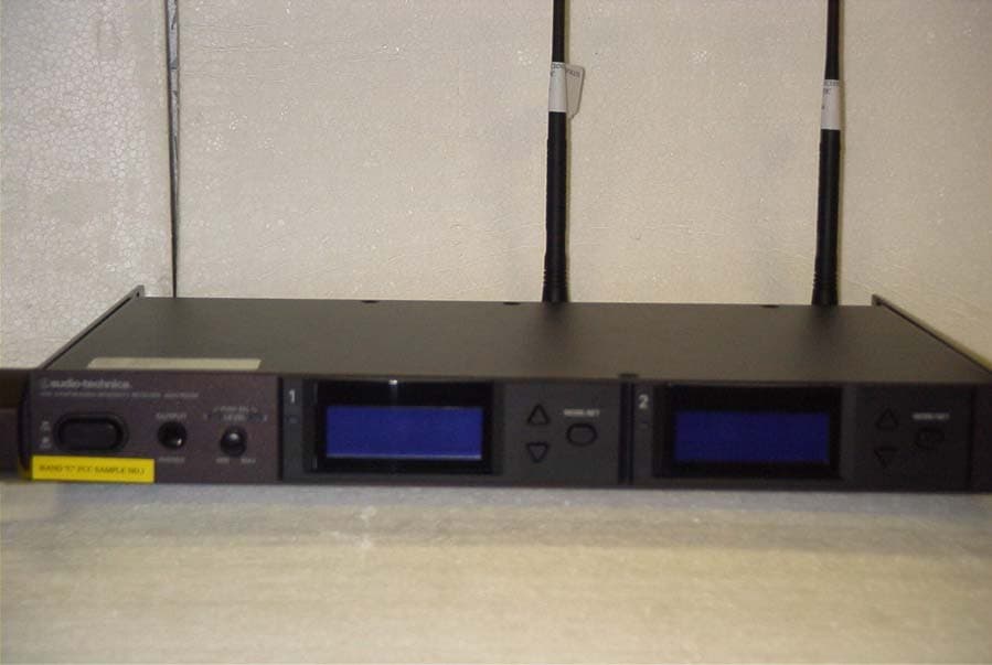 COMMUNICATION RECEIVER - FCC ID JFZR5200C - Audio-Technica Corporation (2)