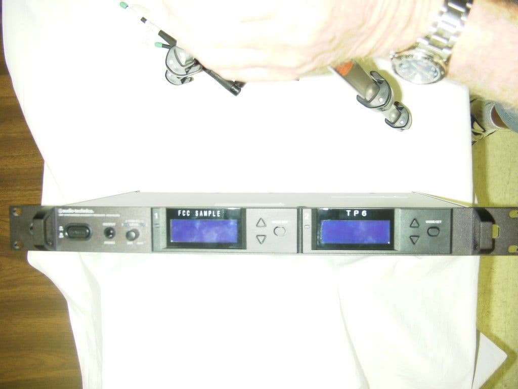 Communications Receiver - FCC ID JFZR5200D - Audio-Technica Corporation