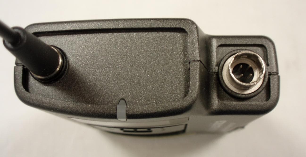 BODY PACK WIRELESS MIC - FCC ID JFZT1000AD - Audio-Technica Corporation (2)