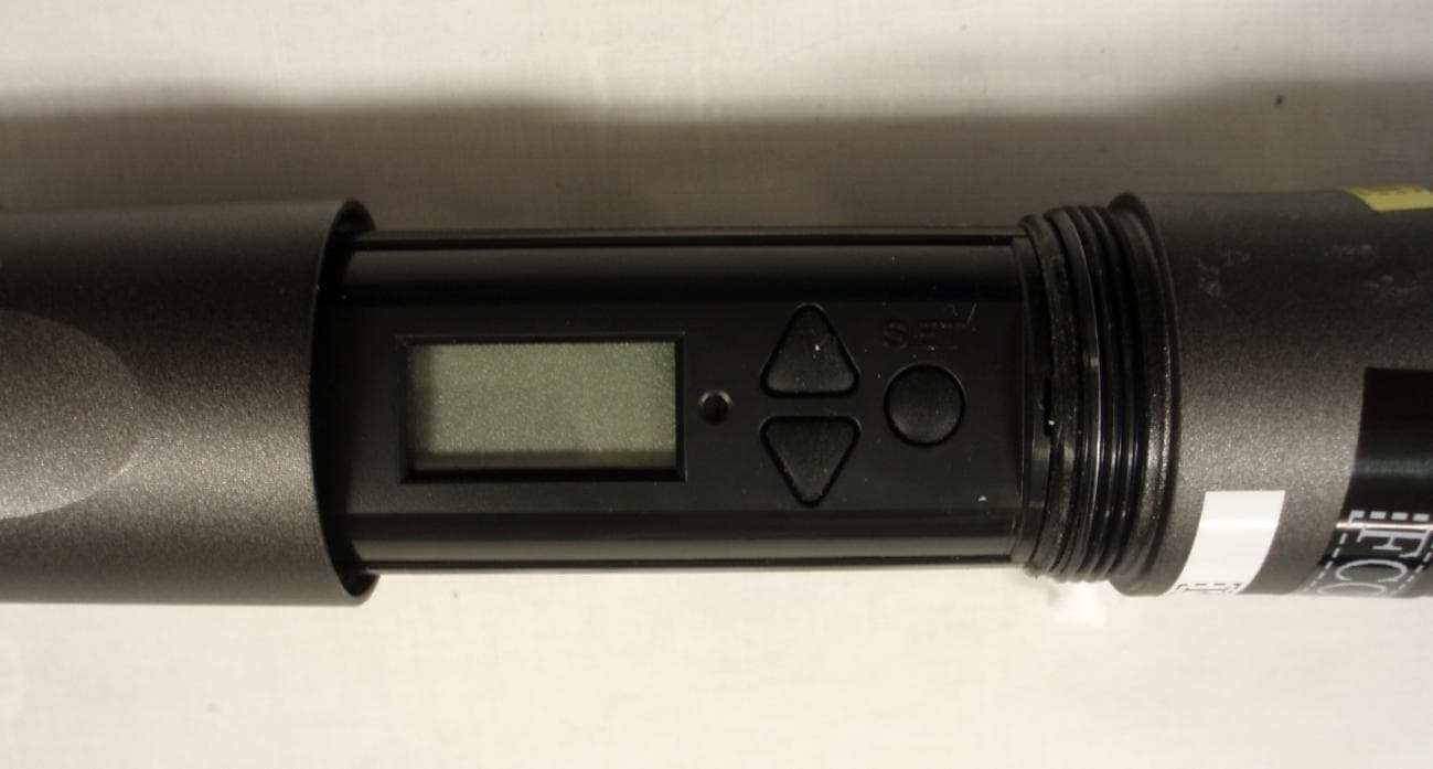 HANDHELD WIRELESS MICROPHONE - FCC ID JFZT341BD - Audio-Technica Corporation