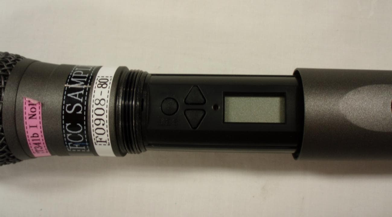 HANDHELD WIRELESS MICROPHONE - FCC ID JFZT341BI - Audio-Technica Corporation