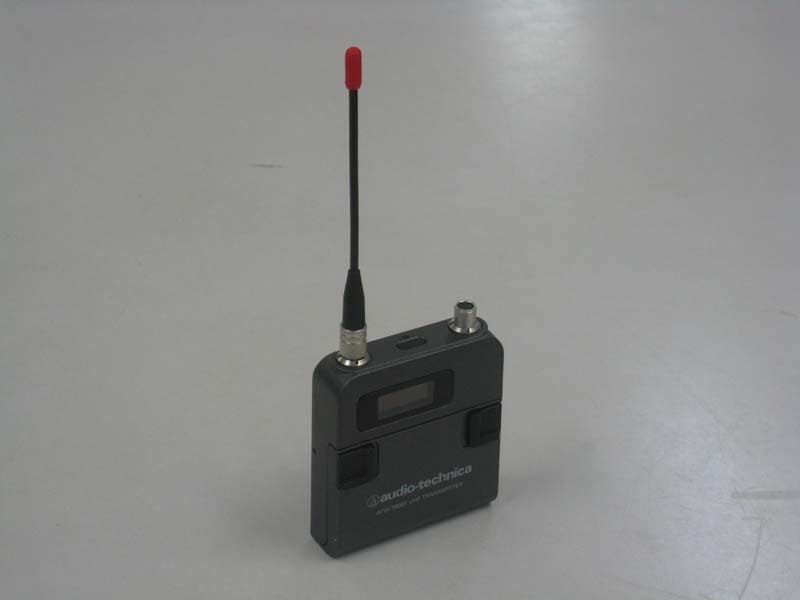 UHF SYNTHESIZED WIRELESS TRANSMITTER - FCC ID JFZT6001S - Audio-Technica Corporation (2)